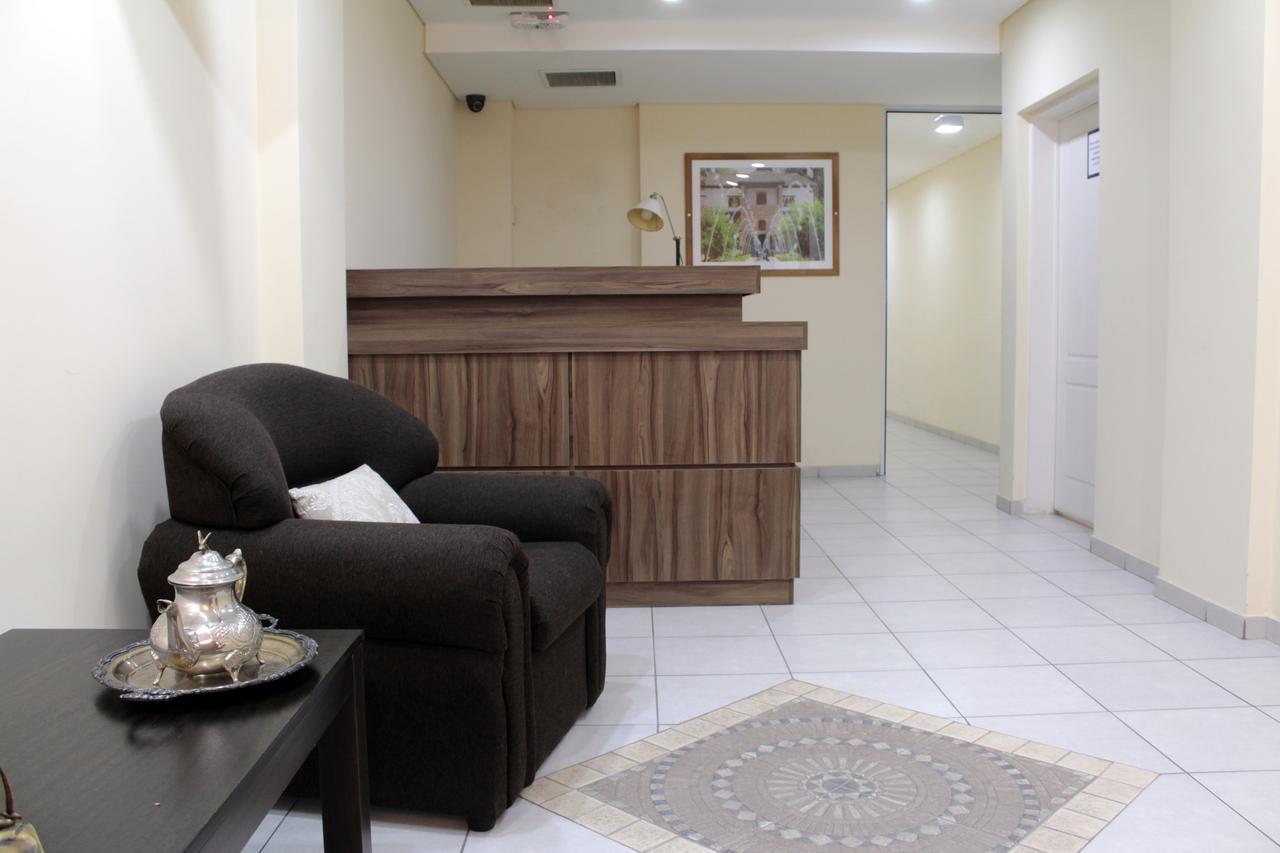 Apart Hotel Granada Neuquén Екстериор снимка
