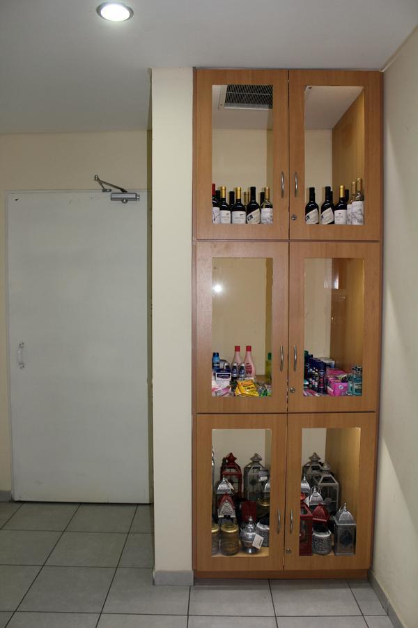 Apart Hotel Granada Neuquén Екстериор снимка