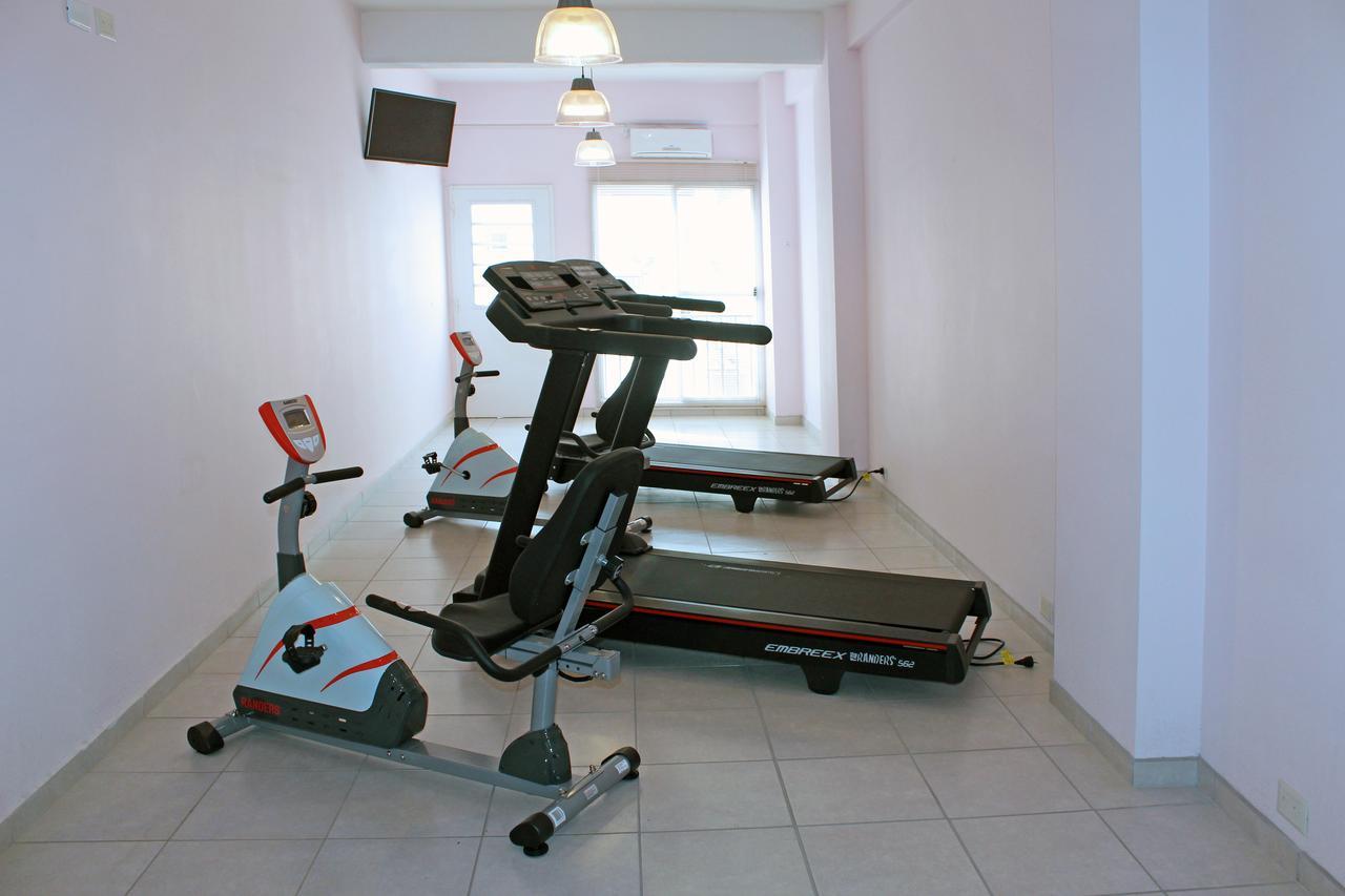 Apart Hotel Granada Neuquén Екстериор снимка