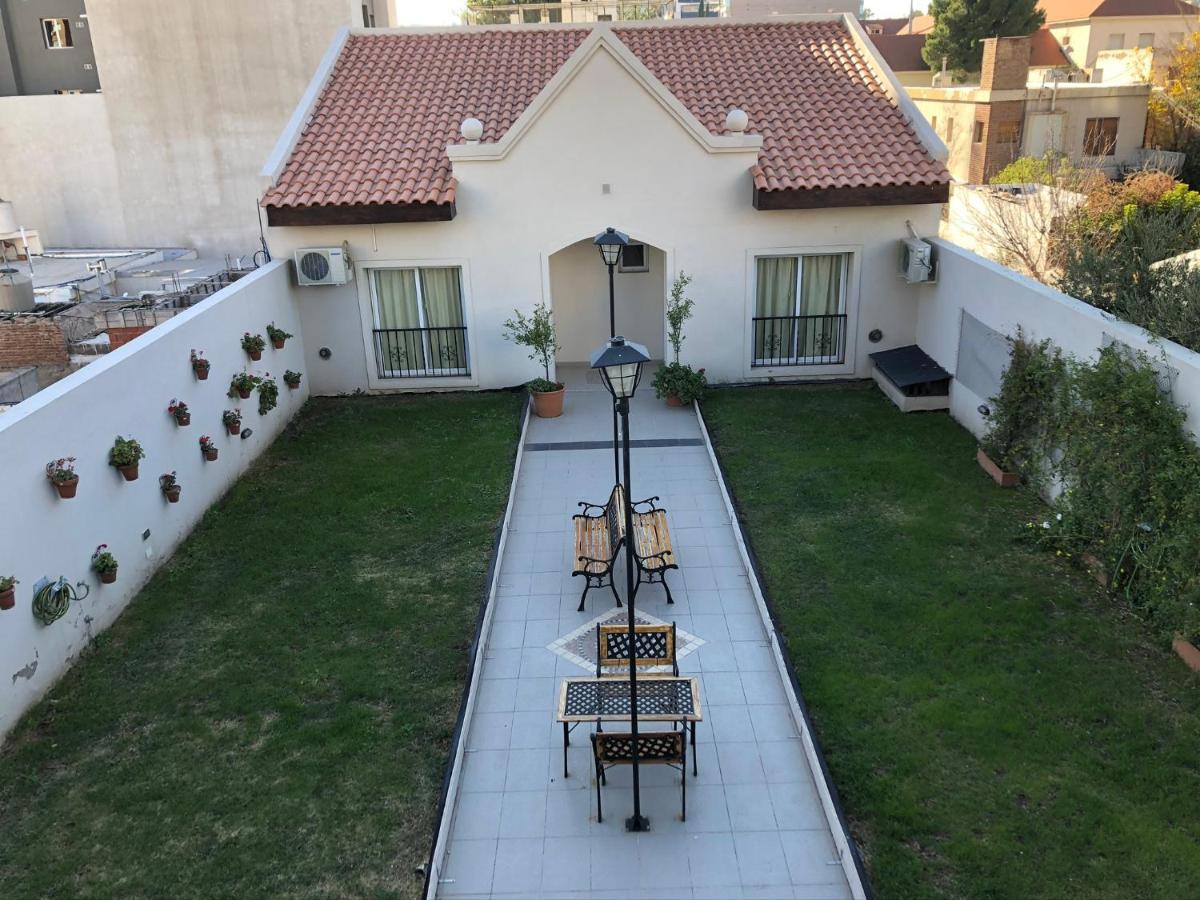 Apart Hotel Granada Neuquén Екстериор снимка